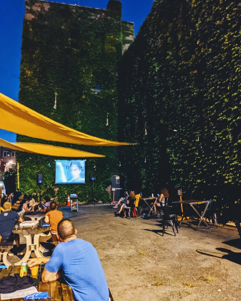 Tonight on the patio: JURASSIC PARK!⁣