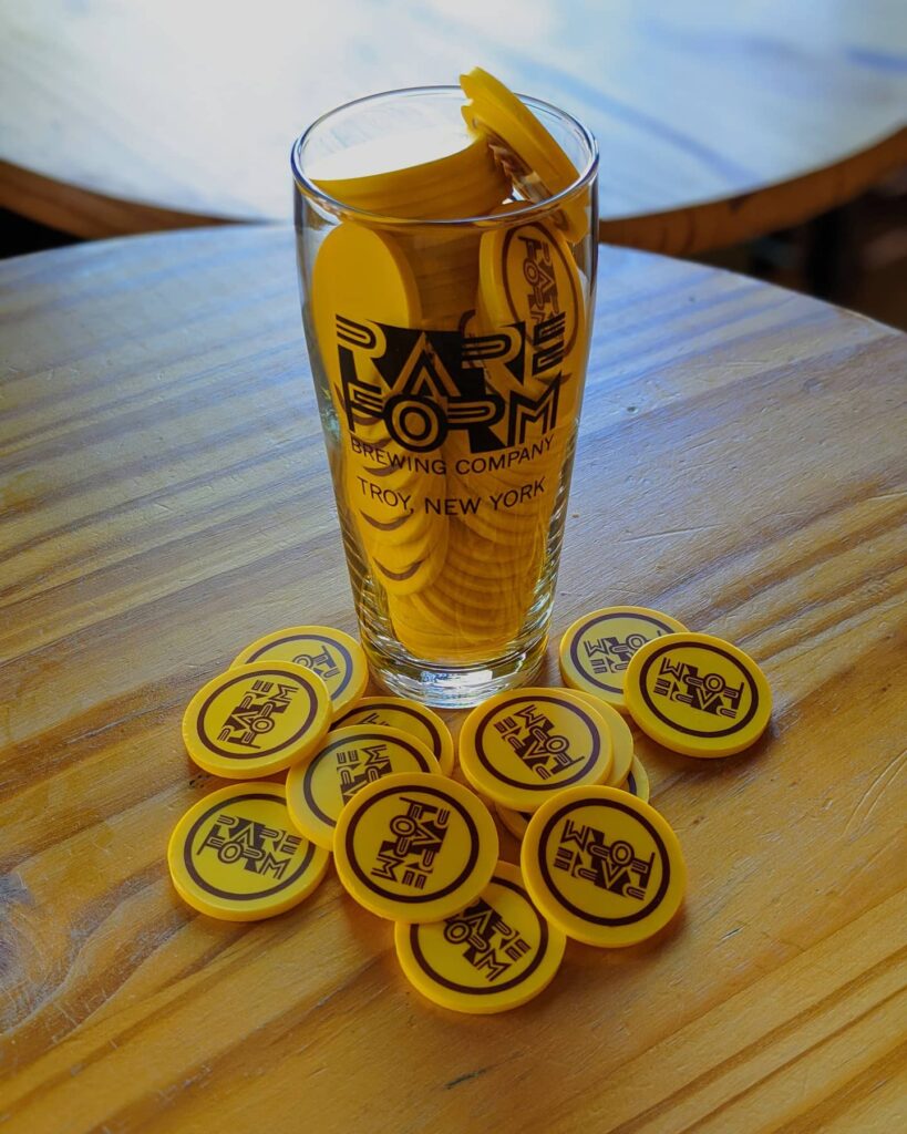 Tonight's premise is simple: buy two tokens, get a free Rare Form glass. ?⁣