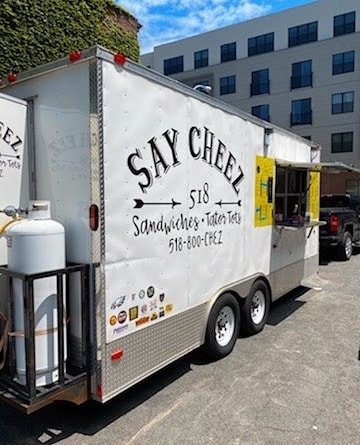 @saycheez518 #popup in the house!⁣